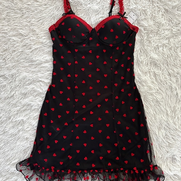 Madden Girl Black Mesh Mini Dress Red Heart Print Lace Trim Slip Dress Size M - Picture 15 of 16